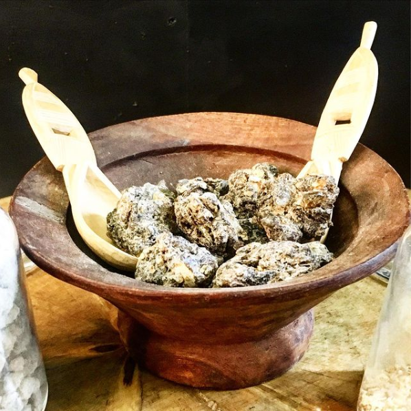 Frankincense & Myrrh